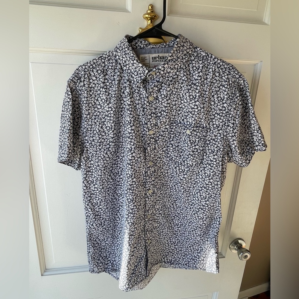 Urban outfitters Floral button down shirt mens size large